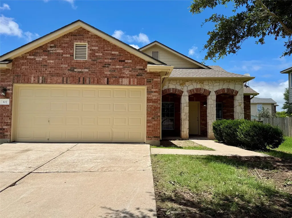 102 Williamson Cove Elgin TX 78621