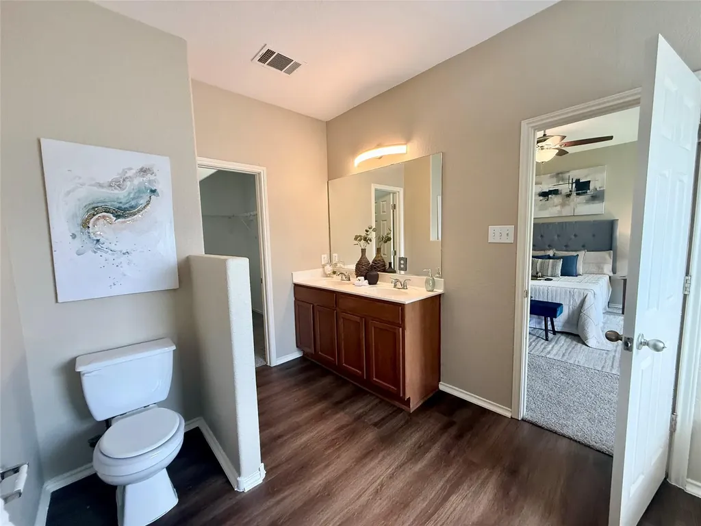102 Williamson Cove Elgin TX 78621