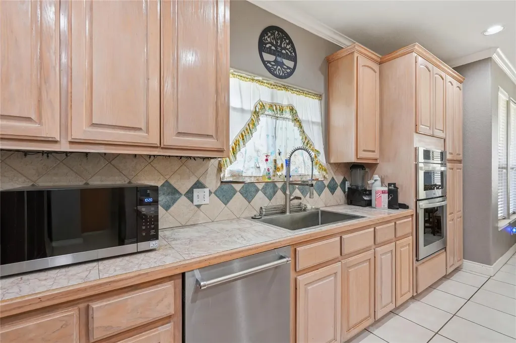 22101 Oban Drive Spicewood TX 78669