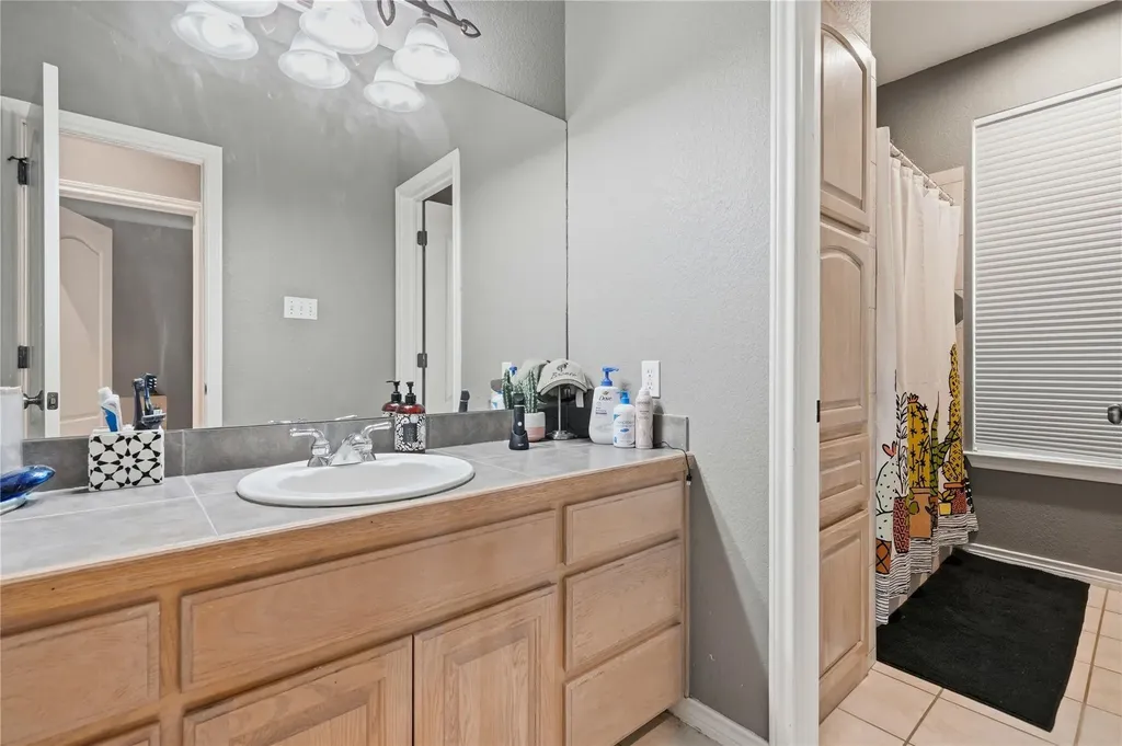 22101 Oban Drive Spicewood TX 78669
