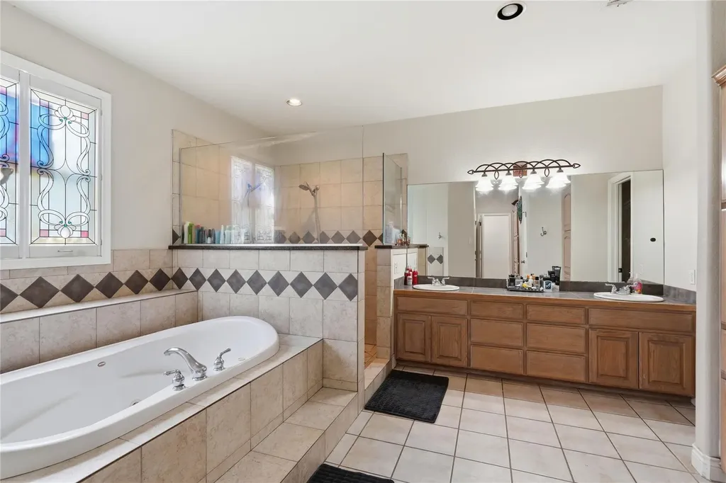 22101 Oban Drive Spicewood TX 78669