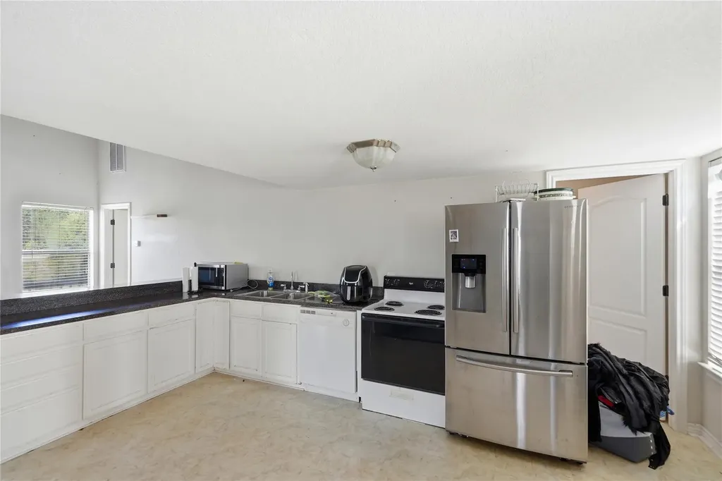 22101 Oban Drive Spicewood TX 78669