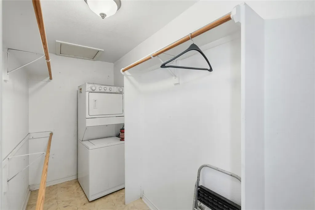 22101 Oban Drive Spicewood TX 78669