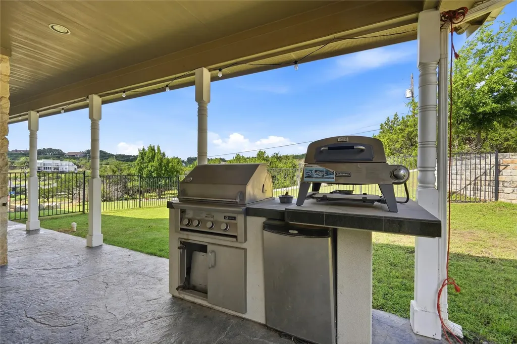 22101 Oban Drive Spicewood TX 78669