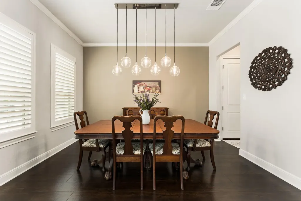 4601 Gallego Circle Austin TX 78738