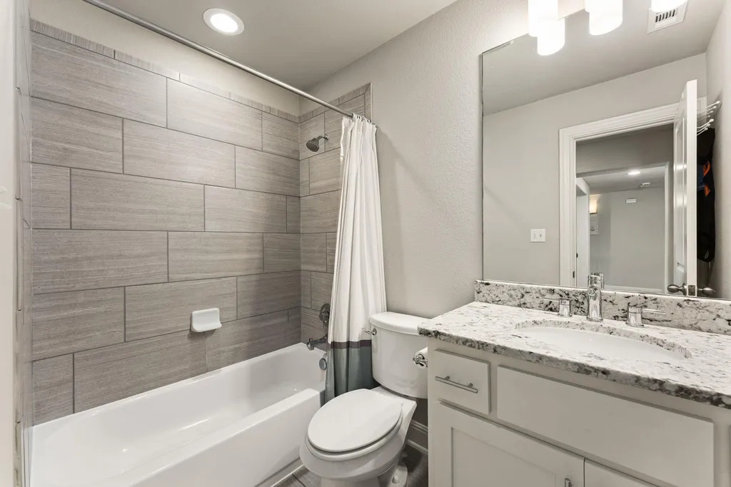 4601 Gallego Circle Austin TX 78738