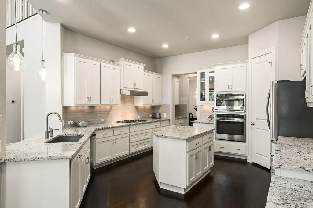4601 Gallego Circle Austin TX 78738