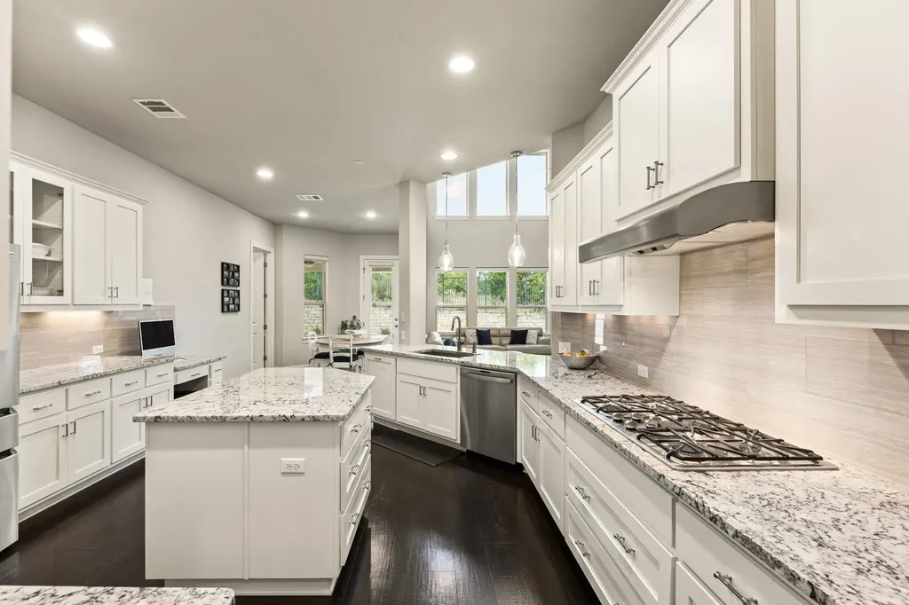 4601 Gallego Circle Austin TX 78738
