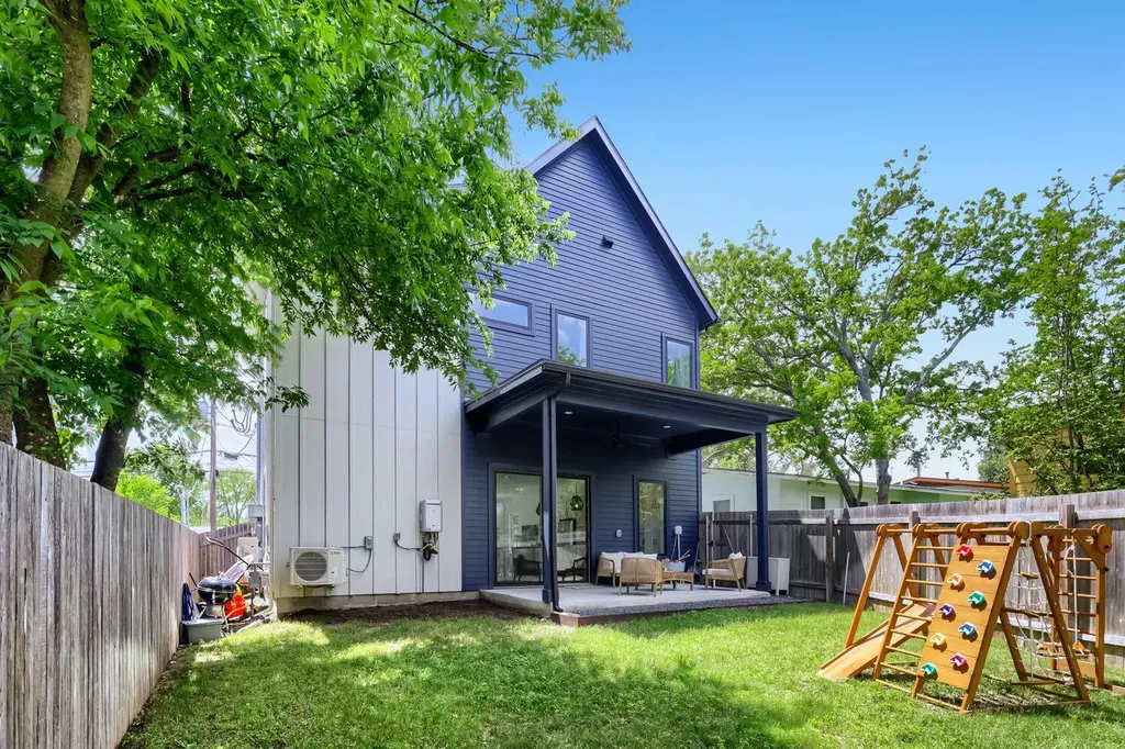 4804 Ribbecke Avenue Austin TX 78721