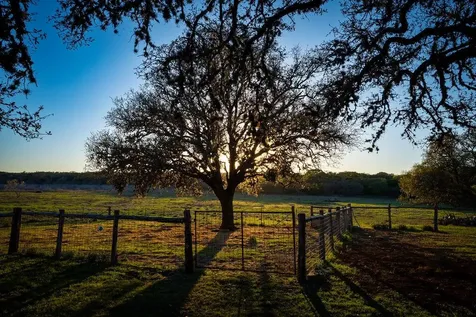 1294 Crabapple Road Blanco TX 78606