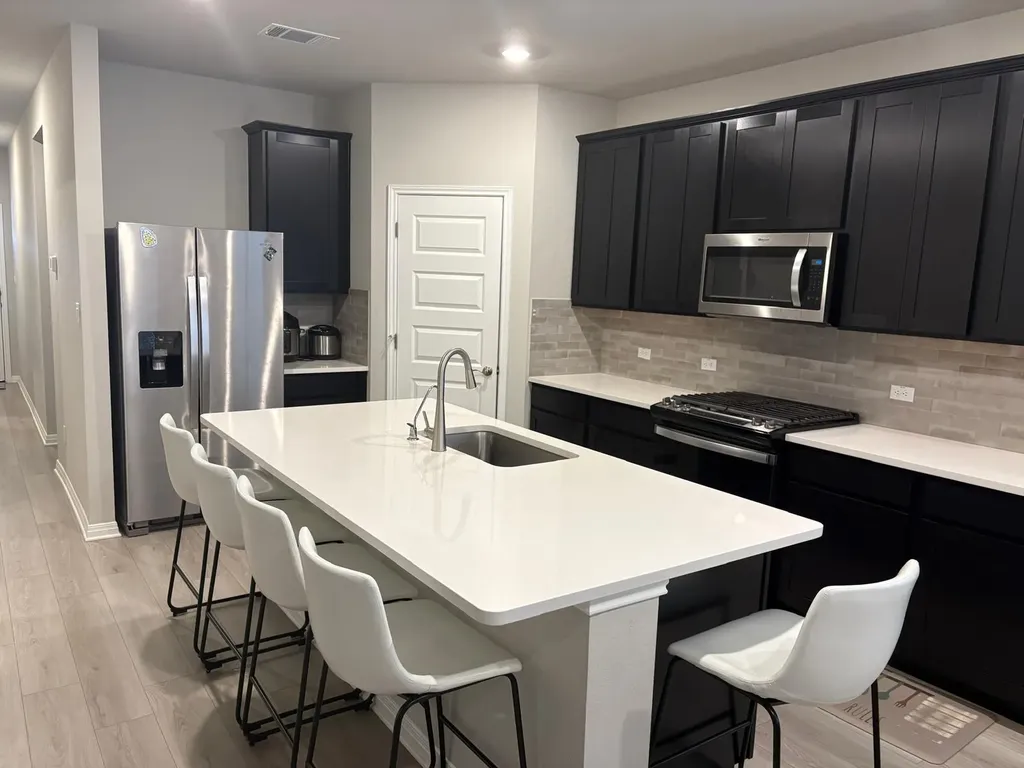 6511 Dragride Road Buda TX 78610