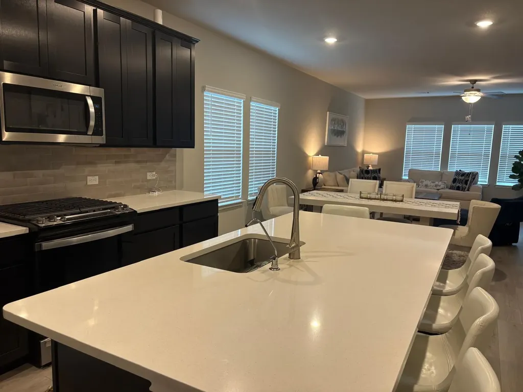 6511 Dragride Road Buda TX 78610