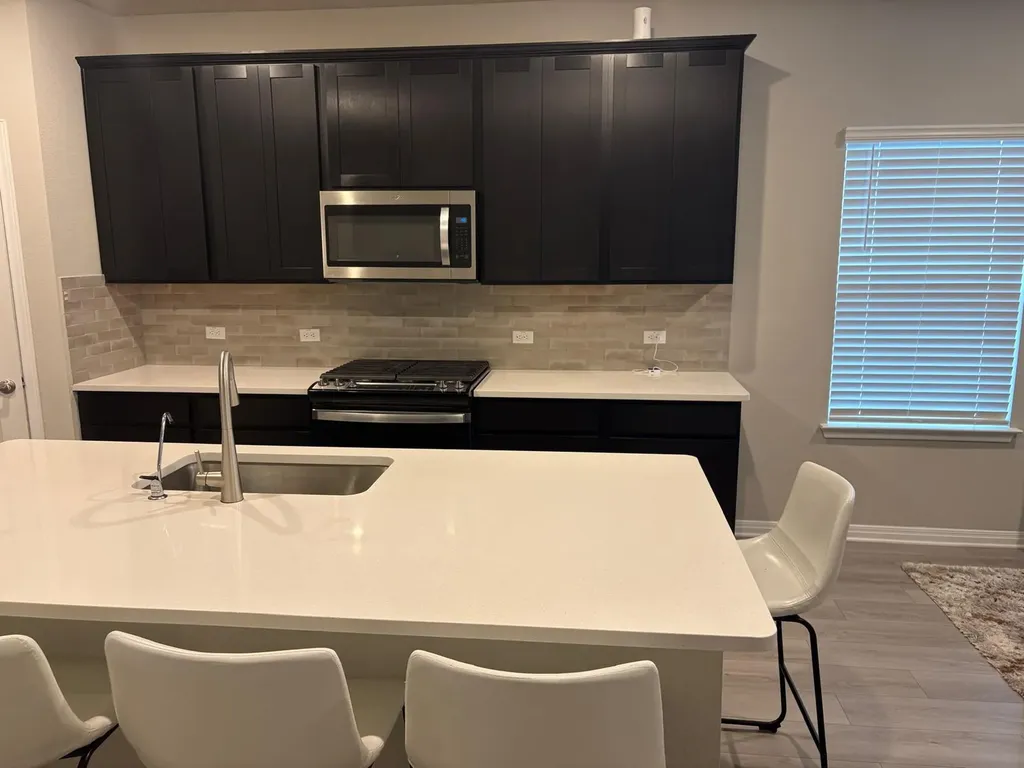 6511 Dragride Road Buda TX 78610