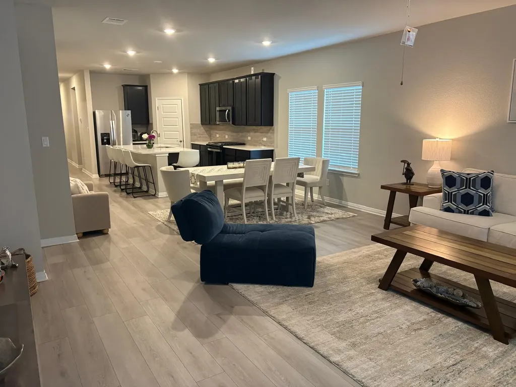 6511 Dragride Road Buda TX 78610