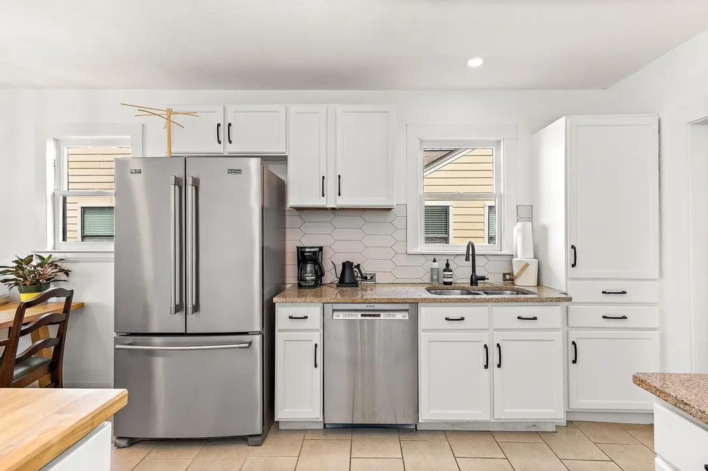 933 E 51st Street Austin TX 78751