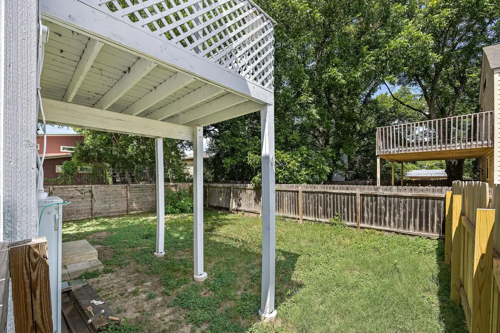 933 E 51st Street Austin TX 78751