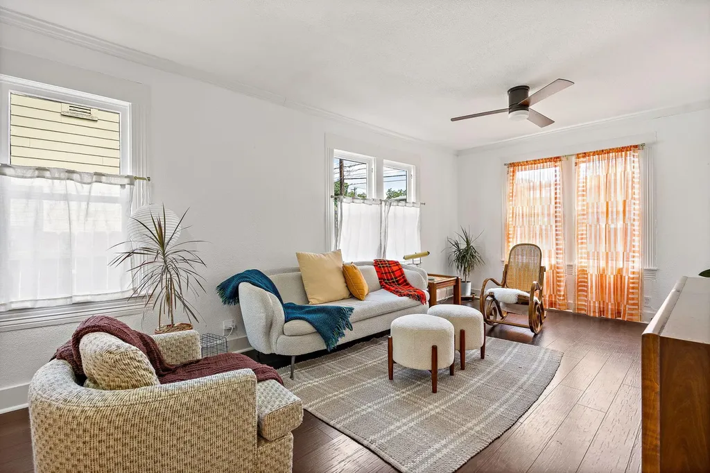 933 E 51st Street Austin TX 78751
