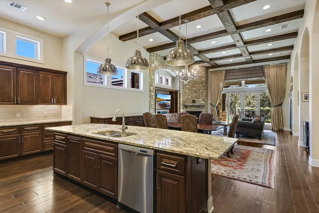 8225 Carranzo Drive Austin TX 78735