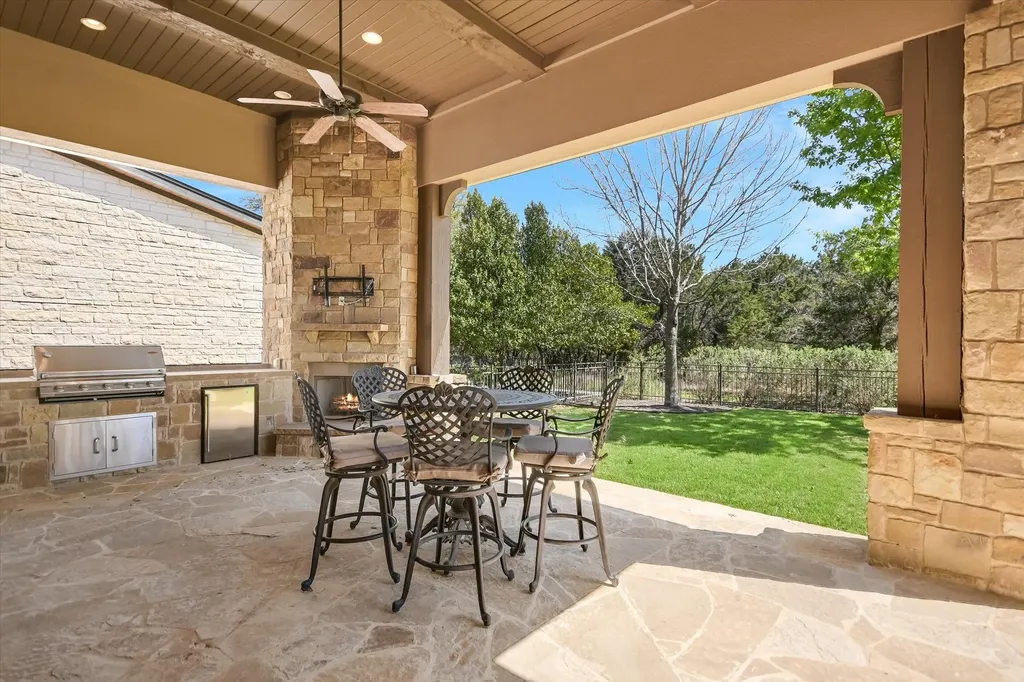 8225 Carranzo Drive Austin TX 78735