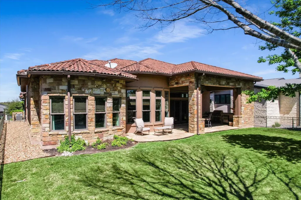 8225 Carranzo Drive Austin TX 78735
