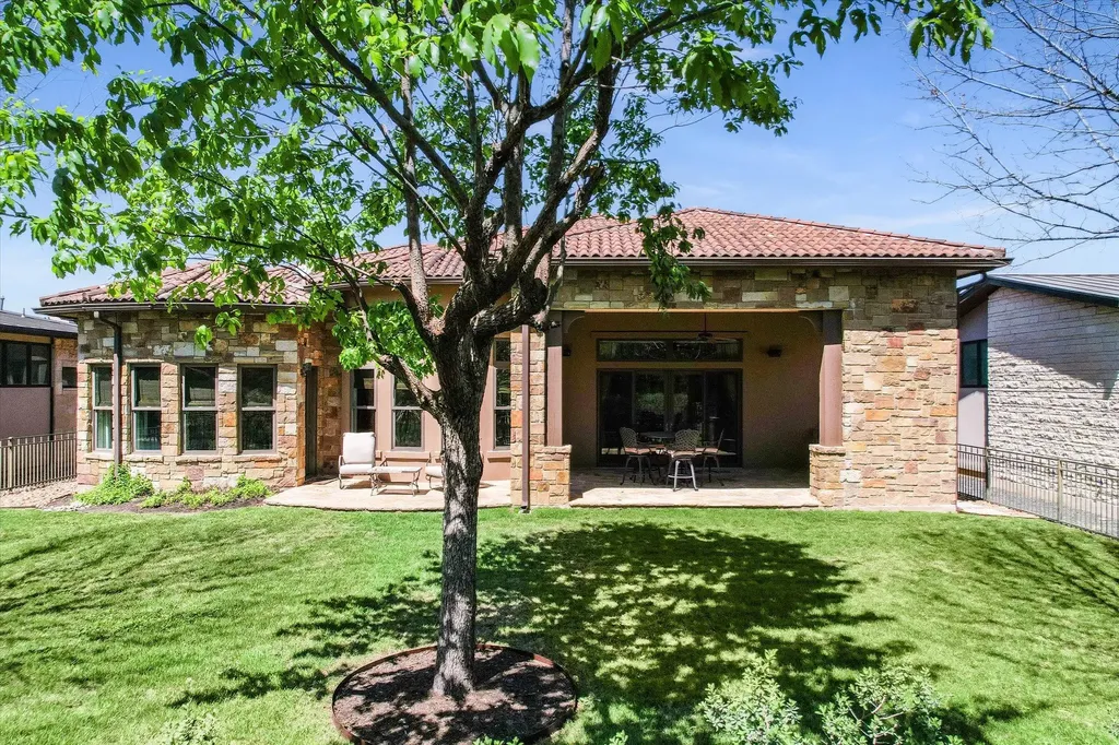 8225 Carranzo Drive Austin TX 78735