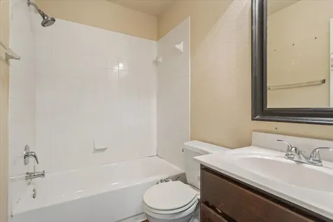 125 Bayliss Street Hutto TX 78634