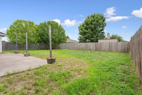 125 Bayliss Street Hutto TX 78634