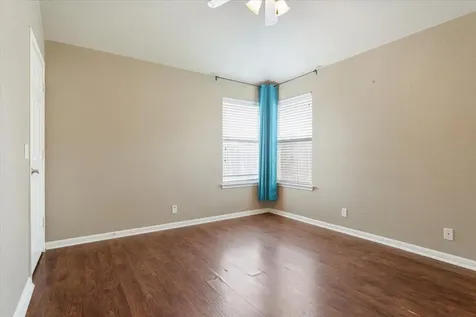 125 Bayliss Street Hutto TX 78634