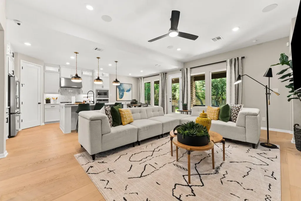 204 Barton Oak Trail Georgetown TX 78628