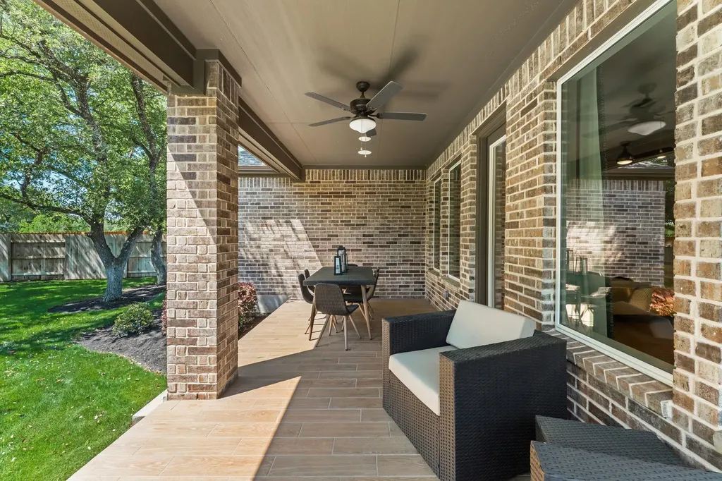 204 Barton Oak Trail Georgetown TX 78628
