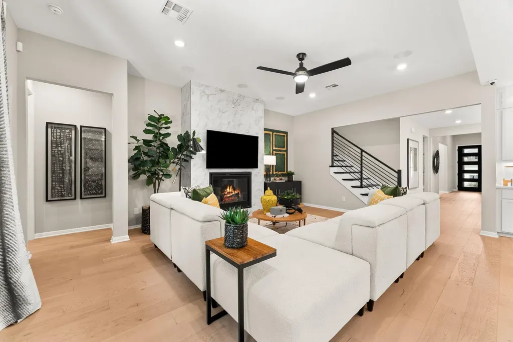 204 Barton Oak Trail Georgetown TX 78628
