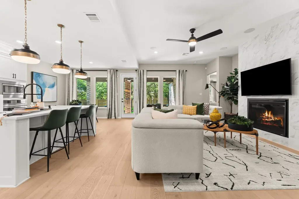 204 Barton Oak Trail Georgetown TX 78628