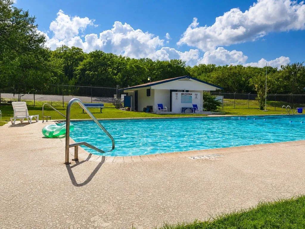 1427 Bonnyview Drive Canyon Lake TX 78133