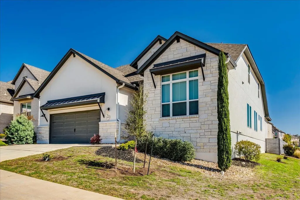 1533 Jay Wolf Drive Georgetown TX 78628