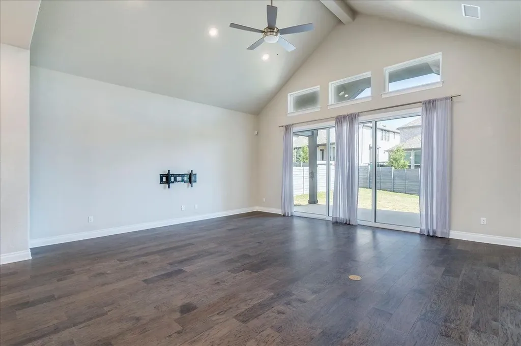1533 Jay Wolf Drive Georgetown TX 78628