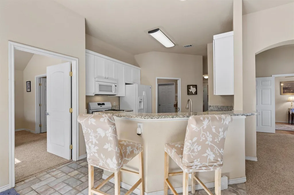 2346 Friarcreek Loop Round Rock TX 78664