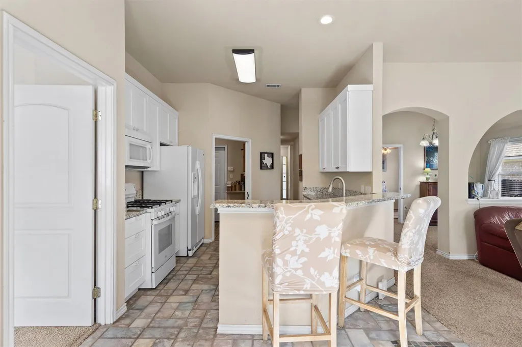 2346 Friarcreek Loop Round Rock TX 78664