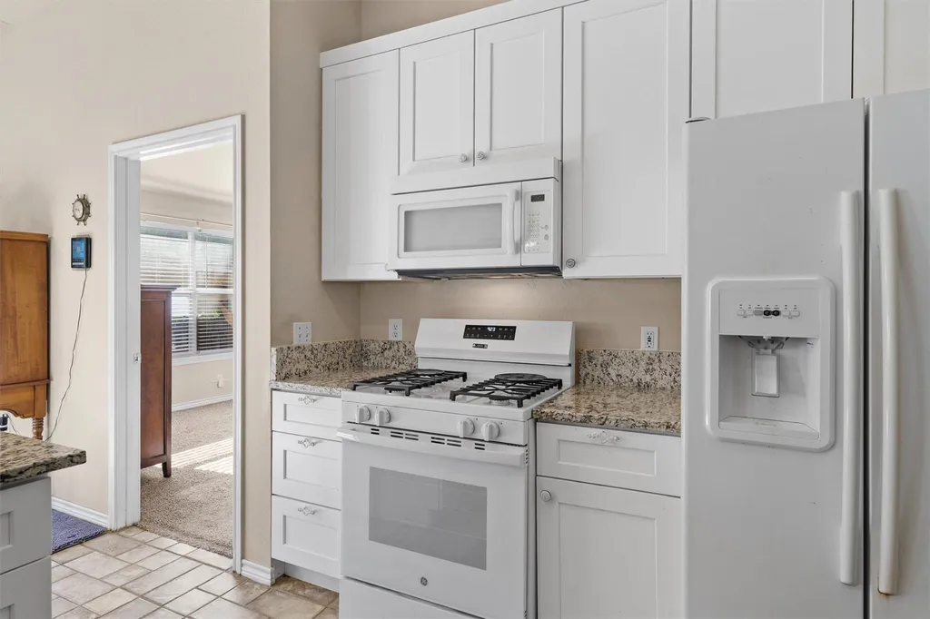 2346 Friarcreek Loop Round Rock TX 78664