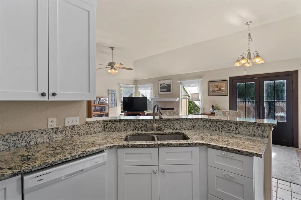 2346 Friarcreek Loop Round Rock TX 78664
