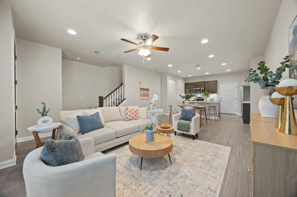 6814 E Riverside Drive Austin TX 78741