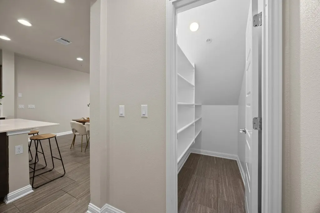 6814 E Riverside Drive Austin TX 78741