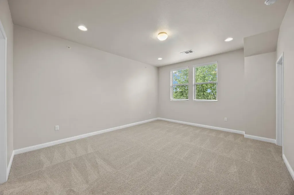 6814 E Riverside Drive Austin TX 78741