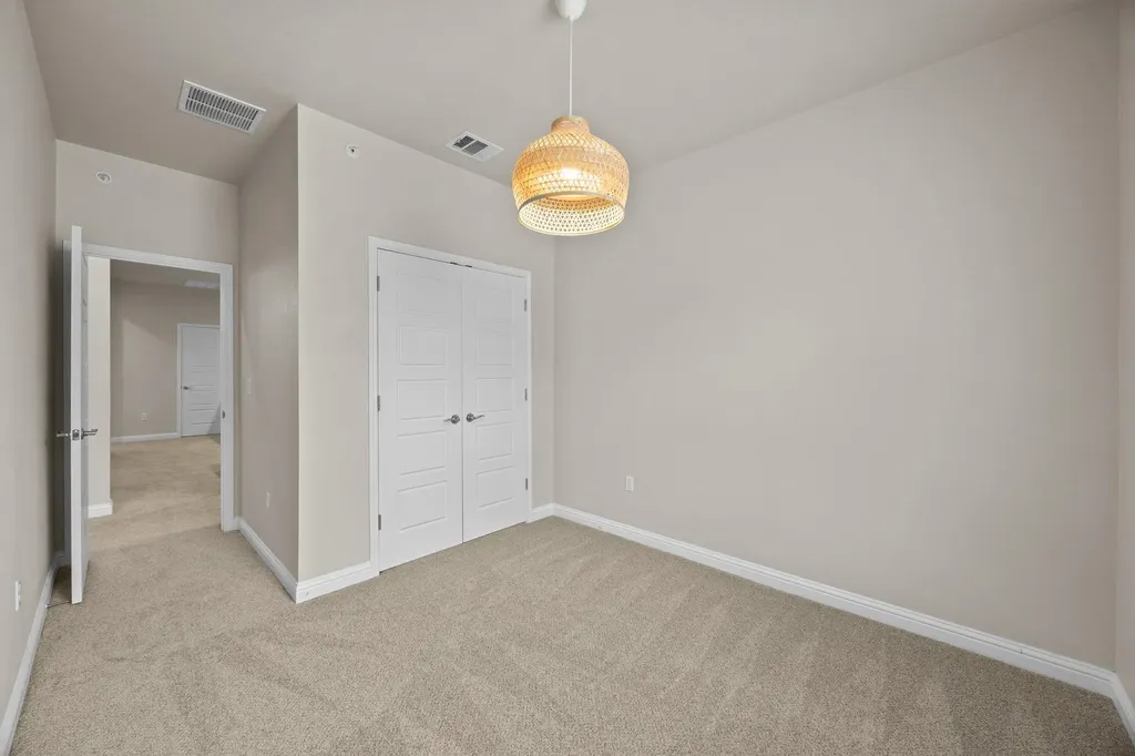 6814 E Riverside Drive Austin TX 78741