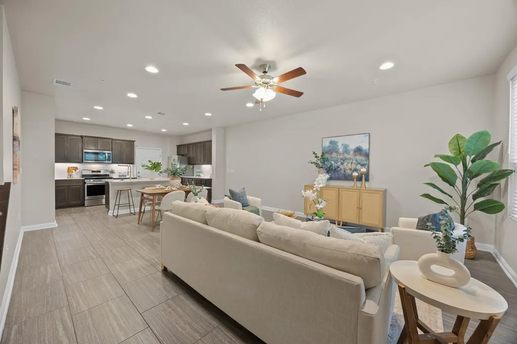 6814 E Riverside Drive Austin TX 78741