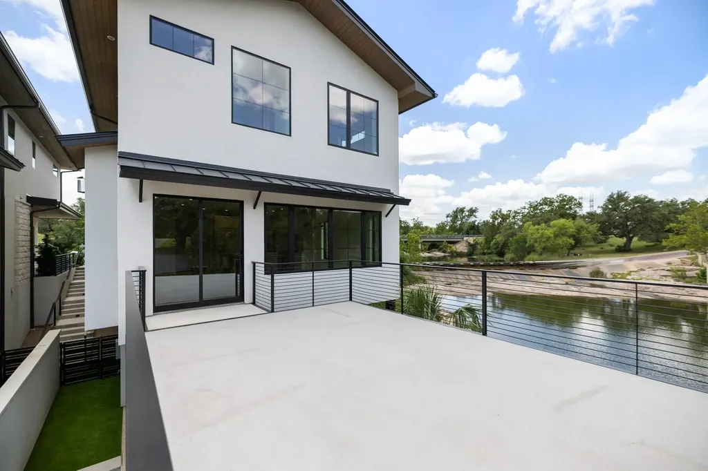 701 Hi Drive N Horseshoe Bay TX 78657