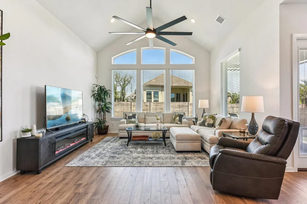 1000 Rollingwood Trail Georgetown TX 78633