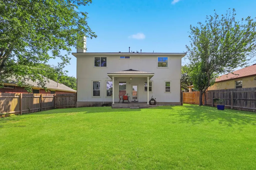 111 Brazos Lane Kyle TX 78640