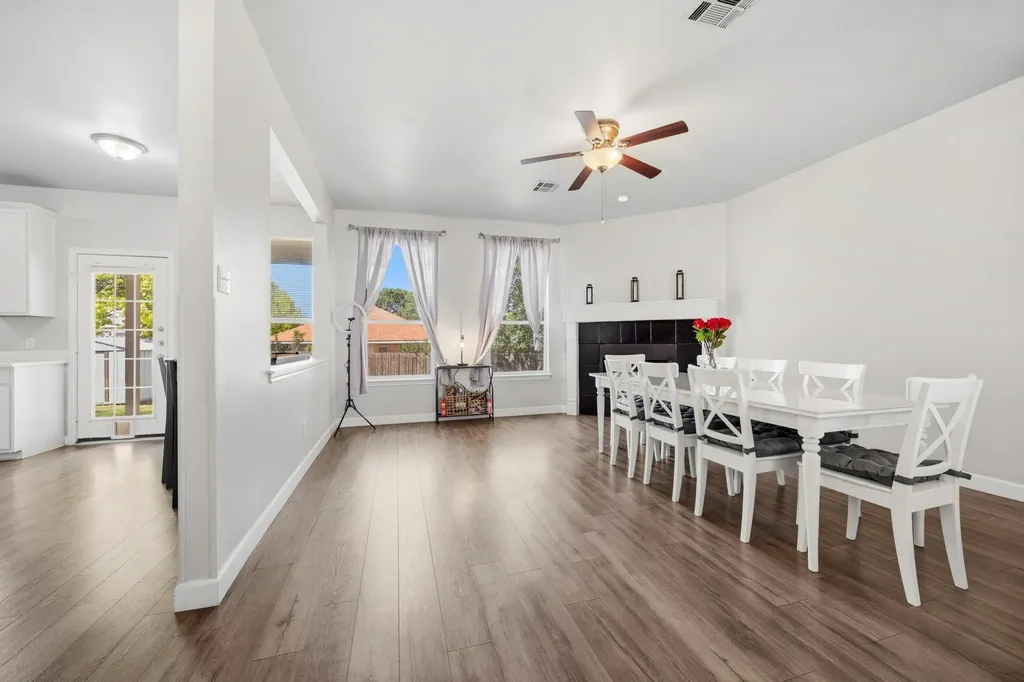 111 Brazos Lane Kyle TX 78640