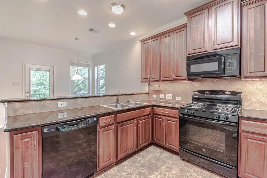 12017 Cherisse Drive Austin TX 78739