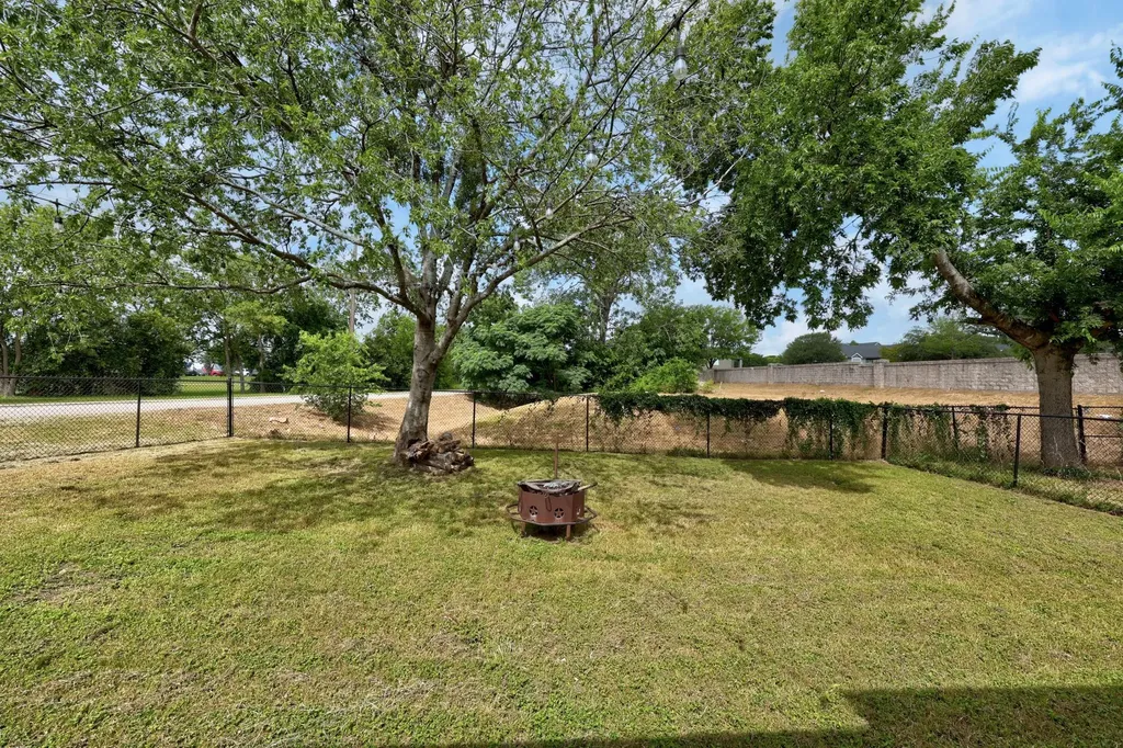 2120 Leander Street Georgetown TX 78626